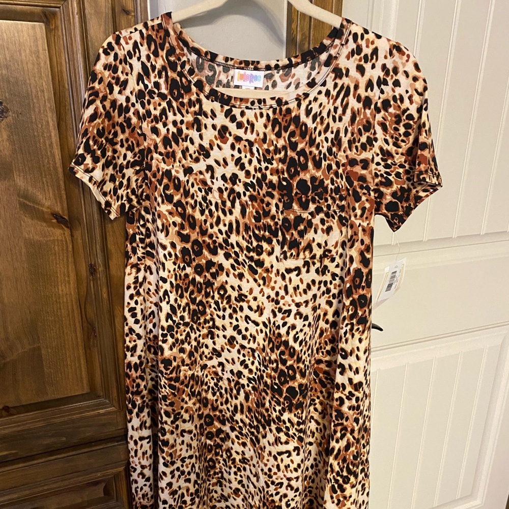 Brand New with Tags - Lularoe Carly dress, leopard print. XS fits sizes 4-6/8
